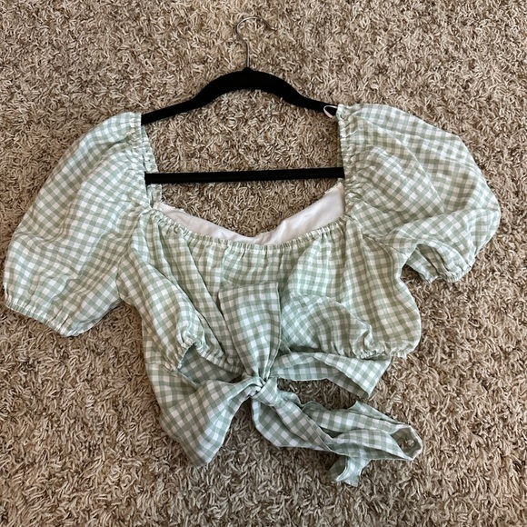 Altar’d State Crop Top Green size small - Picture 3 of 5